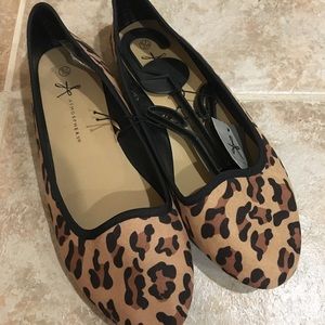 *New* Atmosphere leopard print flats